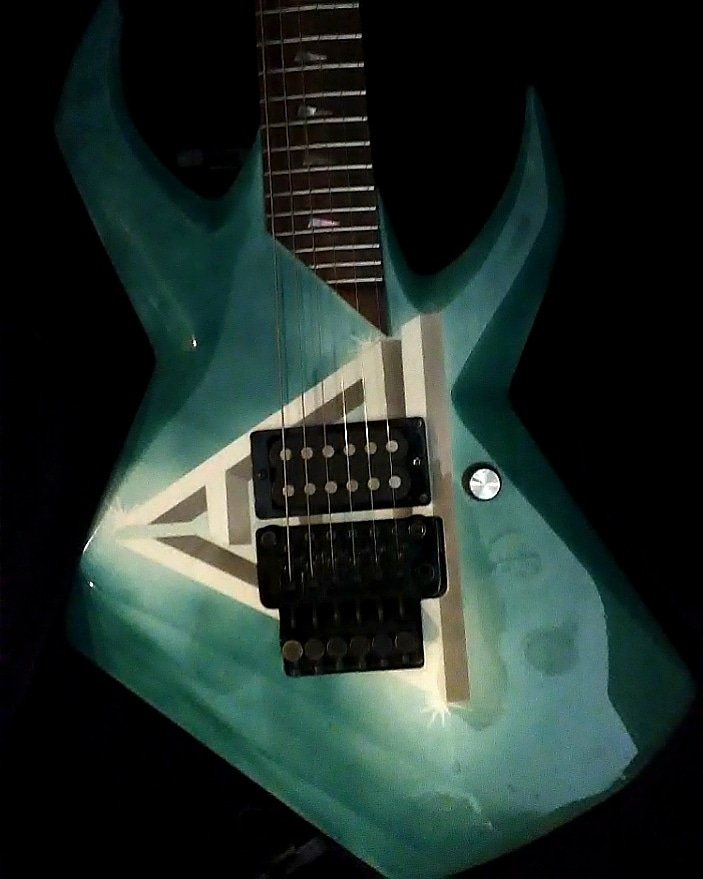 DannyWarrenUS's tweet image. I just got my Rand custom guitar back!
Ramping up the new project! 

#DannyWarren #BMI #ScarBabyMusic
@music_connection @bmi  @ascap  @MIHollywood