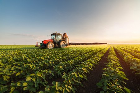 MNagriculture's tweet photo. The MDA announces it will follow federal registration &amp; label usage for the herbicide #dicamba on dicamba-tolerant soybeans in MN for the 2021 growing season. There will be additional requirements for product makers. https://t.co/nVt9iZoumD #MNAg #agtwitter https://t.co/ACtfygZExk