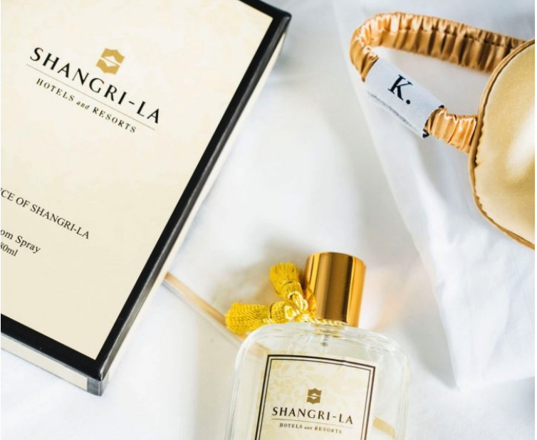 DailyHiveVan's tweet photo. Win a $300 Home Relaxation Experience Box from @ShangriLa_Van in @DailyHiveVan’s annual #DH12Days https://t.co/nvh3vUYvVK Follow @DailyHiveVan and RT to enter! https://t.co/hHyeYBV6fV