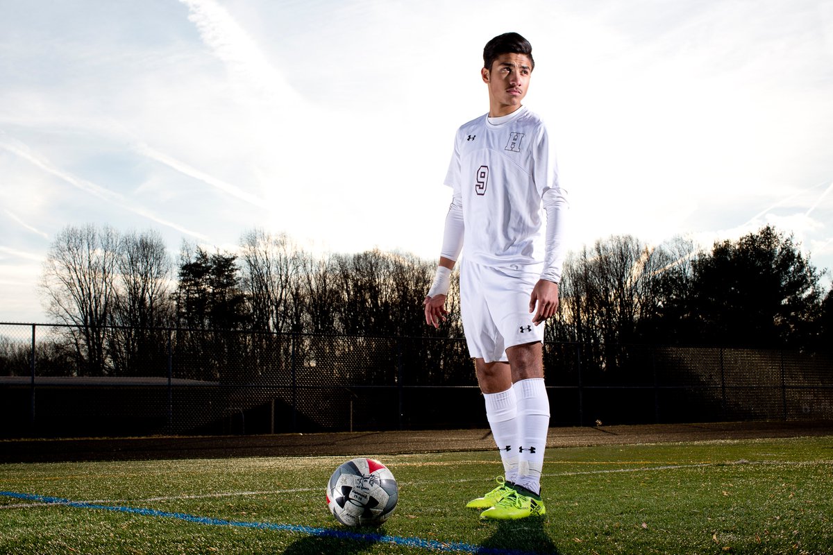 BKHoCoSports's tweet photo. Led by Player of the Year @AndersonMarro07, @HaHsathletics soccer steadily improved during the middle of the decade and boasted one of the county's best offenses in 2016 and 2017. See the Golden Bears' All-Decade squad: https://t.co/9CvjU6GTme

@geovany_0123 @Scotty_Brew https://t.co/6zNFel5VSc
