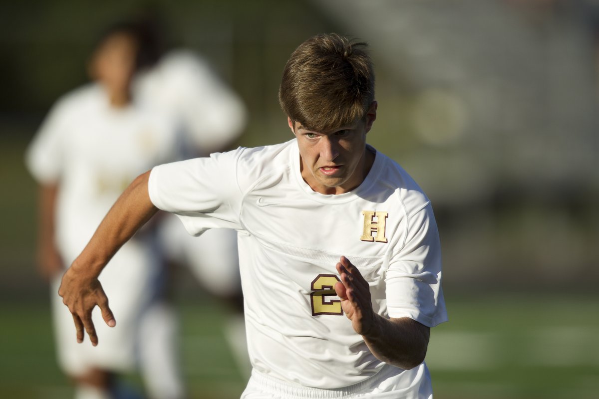 BKHoCoSports's tweet photo. Led by Player of the Year @AndersonMarro07, @HaHsathletics soccer steadily improved during the middle of the decade and boasted one of the county's best offenses in 2016 and 2017. See the Golden Bears' All-Decade squad: https://t.co/9CvjU6GTme

@geovany_0123 @Scotty_Brew https://t.co/6zNFel5VSc