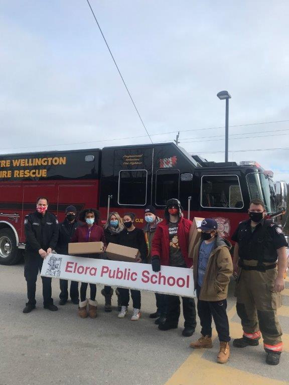 CentrWellington's tweet photo. Our CW Fire & Rescue elves were out delivering over 4500 candy canes to local schools today! CW Operation Candy Cane was definitely a success 🎄🎁 #CWFire https://t.co/1NKyNSWvV1