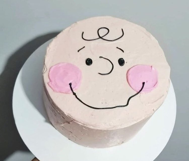 skinnytinypixie's tweet image. i actually think if my boyfriend loved me and treated me and talked to me like he used to i’d be ok, also charli brown cake