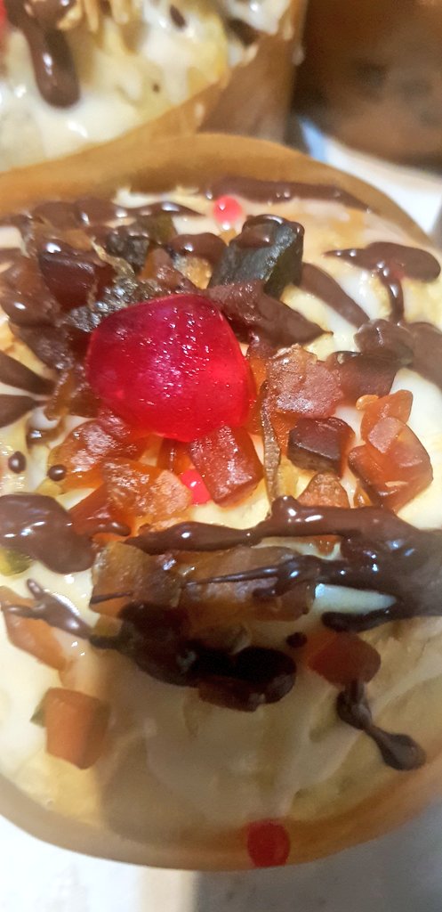 ZeraClau's tweet photo. #BuenasTardes
Sale #MateVirtual
Acá mis Pan Dulces!!
A mi me gustan de frutos secos,
O chispas de chocolate..
Los tiento..?? 😂
https://t.co/NTbvNvxOxl https://t.co/IQ1OBLFF4U