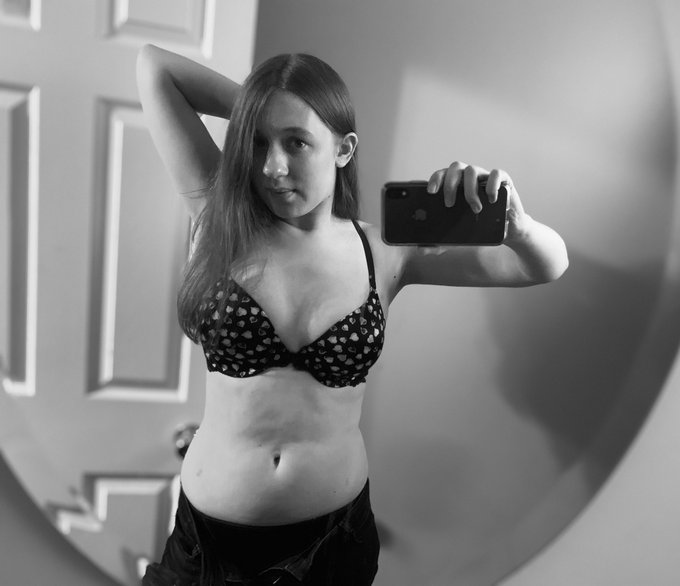 Sometimes when life is insane and stressful, you just gotta take a break and snap some black and white<a href="/tag/mvsales"class="tags"><span>#mvsales</span></a>