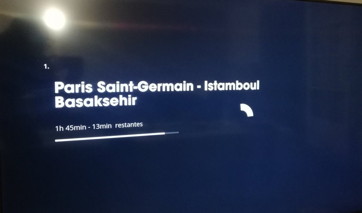 Alexandre_necha's tweet photo. Le stagiaire de @telefoot_chaine a frappé : ISTAMBOUL 😆 #PSGIBFK https://t.co/SmsMaxA6Er