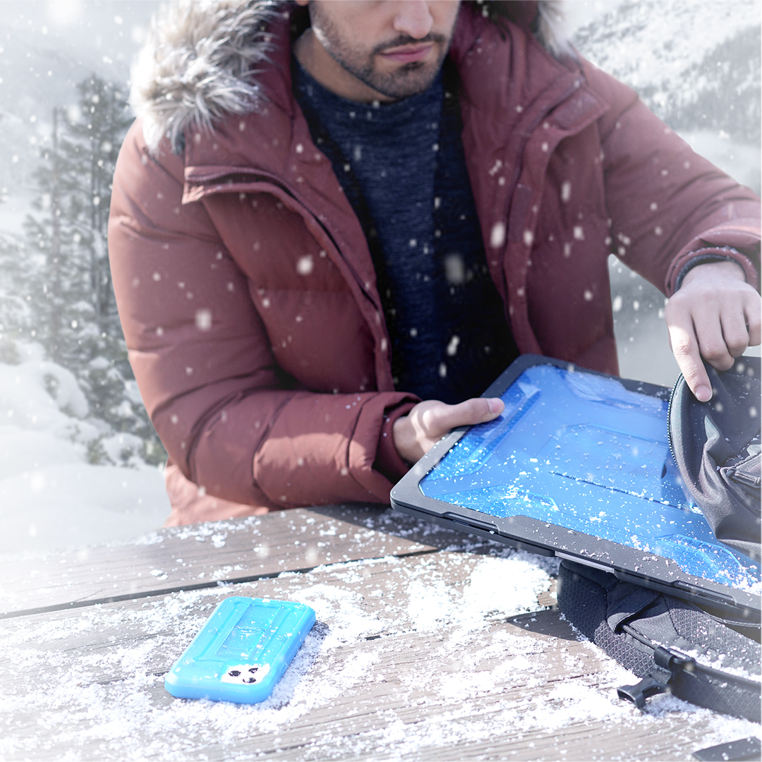 supcase_atl's tweet photo. It's clearly that time of year ⛄⁣⁣  #iphone12promax #macbook
⁣⁣
⬆ 𝕊𝕌ℙ𝔾ℝ𝔸𝔻𝔼 𝕗𝕠𝕣 𝕥𝕙𝕖 ℍ𝕠𝕝𝕚𝕕𝕒𝕪𝕤 ⬆ and save up to 𝟮𝟱% all month long at https://t.co/m0U2g11HwI https://t.co/qyWtYp6sWC