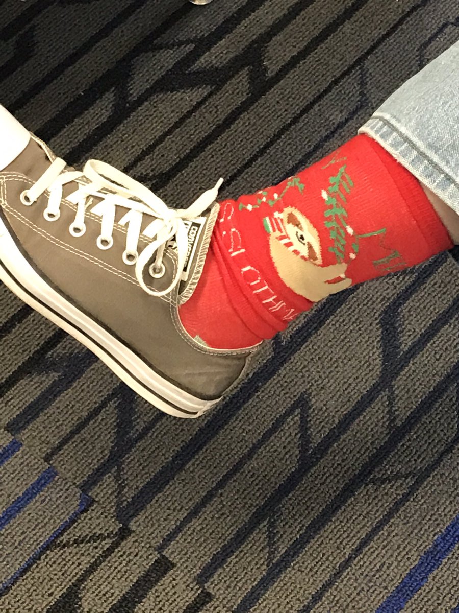 DillardAchieves's tweet photo. We did the sock thing, too. Technology was definitely playing along. https://t.co/yD9m7ACEaH