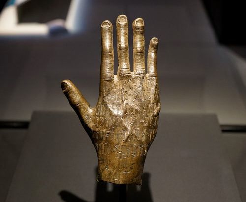 45. Arabian Bronze HandThis bronze hand was offered to an Arabian godIn the 370s, the local economy collapsed. Roman converts to Christianity no longer needed frankincense to worshipMultiple religions tried to fill the vacuum, until Islam took hold in 628