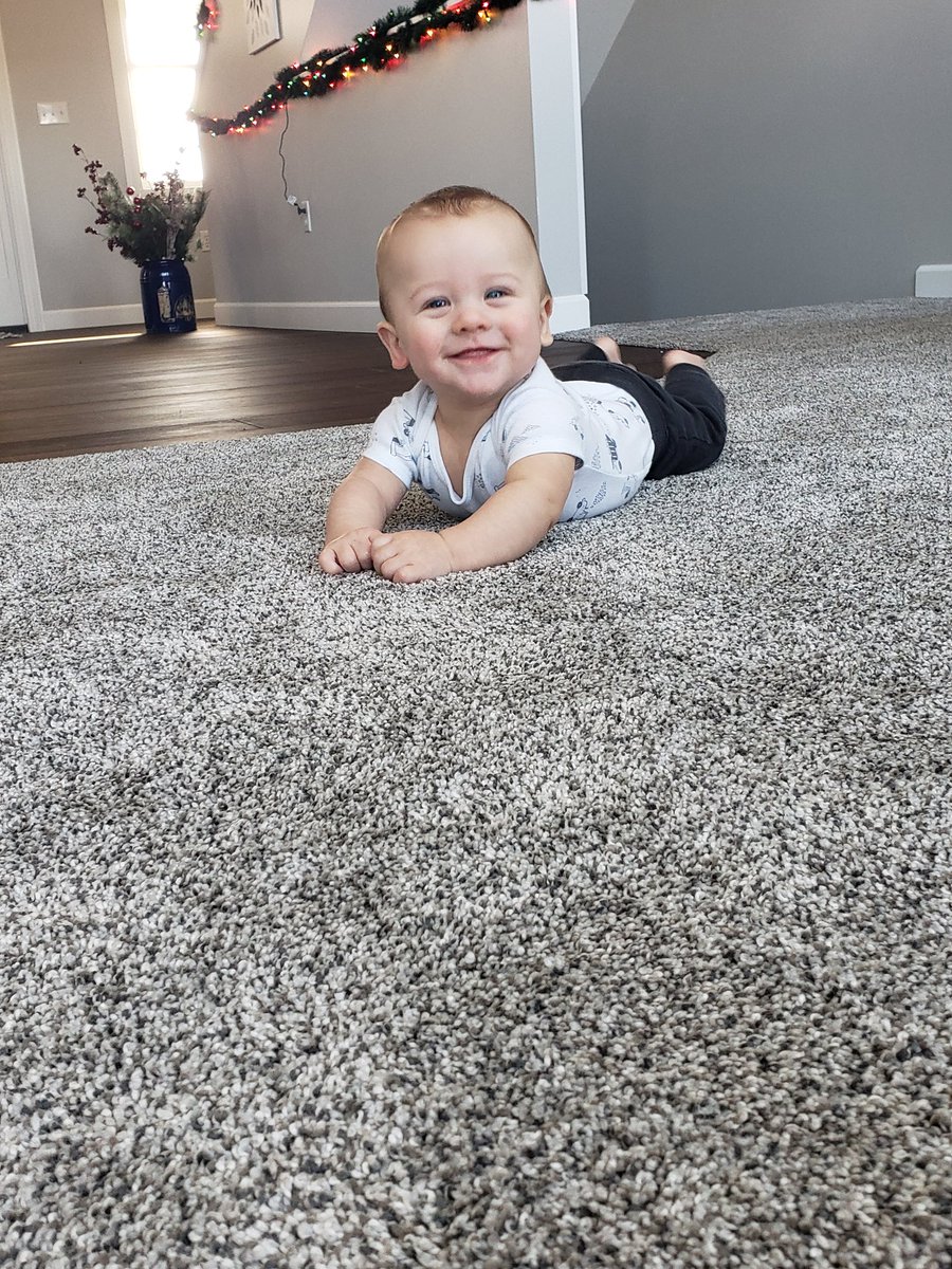 Holly_johnson28's tweet photo. I don't know how I got so lucky to be this little boy's momma, but I am so thankful 💙 https://t.co/LTZKjCqRRB