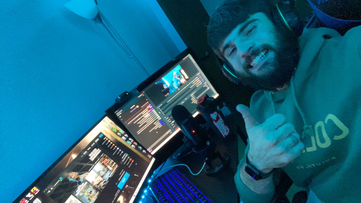 Zach_CableGuy's tweet photo. We live playing some Warzone!! 

https://t.co/mQw2378JjA 

@Twiekk @ReXClanGG @ReXCodGG @ReXReserve @LTthe3rd @RaccoonOMG @GhostGamer 

#WeAreReX #ReXUP #BESEEN https://t.co/nfN4TdR1cS