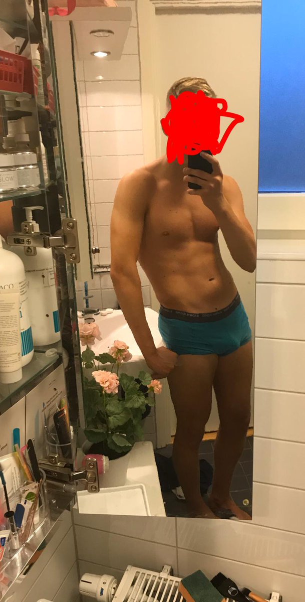 thestraightdud1's tweet photo. Only 18 but so horny... https://t.co/NDxpK8XRmy