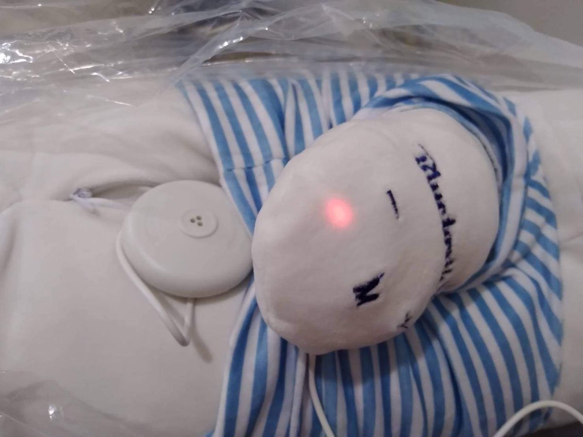 meardo91's tweet photo. 🐨ตุ๊กตาหมี (สีขาว,สีน้ำตาล)
💞ตัวใหญ่ กอดนุ่ม
🎧ฟังเพลงได้ (บลูธูท)
🎁สามารถเป็นของขวัญปีใหม่น๊า
💸ราคาเบากระเป๋า 350฿ 

**ค่าส่งคิดตามจริง**
#ถูกและดี #ตุ๊กตาหมี #ของขวัญปีใหม่ #EXO #GOT7 #BTS #บิวกิ้นพีพี
#bkpp #แปลรักFanmeeting #มิวกลัฟ #ไบร์ทวิน #F4ThailandXMintMagTH https://t.co/QrOl0B6ued