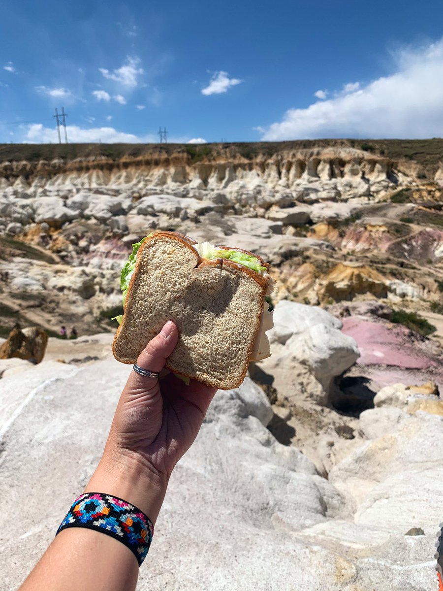 abbyvann1's tweet photo. Sandwiches of summer... I miss you https://t.co/VdYL4GkaIr