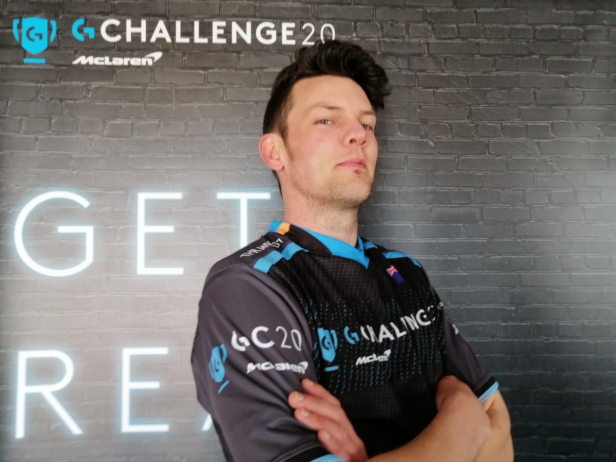 malcolm THR m0o0o7 tweet media