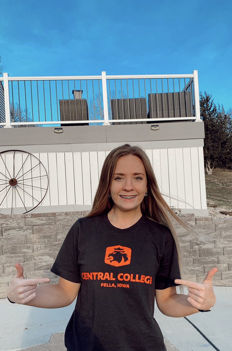 CrystenaKeesee's tweet photo. So excited and blessed to announce I have COMMITTED to Central College to continue my academic and soccer career!! Huge shoutout to my family, coaches, and friends for all the support over the years!! Go Dutch!!🤍❤️ @CentralWSoc https://t.co/8nUTnxVYie