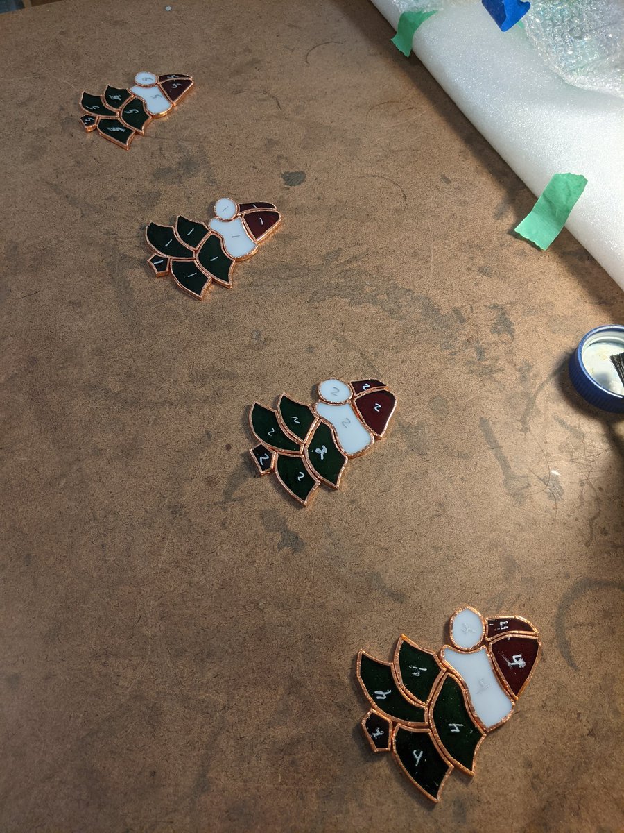 NumberOneBean's tweet image. Working overtime at Santa's bench. Where is the Christmas Union?