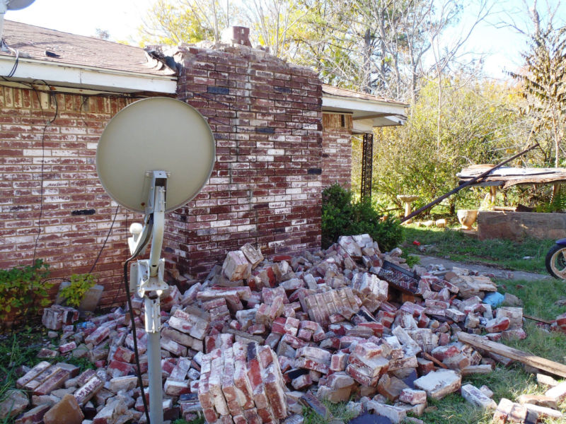 An example of a wastewater-injection-caused earthquake is the 2011 M5.7 Prague, Oklahoma earthquake. That event was widely felt across the Central US and caused some local damage.  https://www.usgs.gov/media/images/house-damage-2011-oklahoma-earthquake