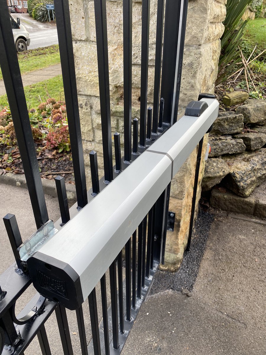 dorsetgates's tweet photo. Another gate installation from Dorsetgates. #dorsetgates. https://t.co/GYJwljE8Qv