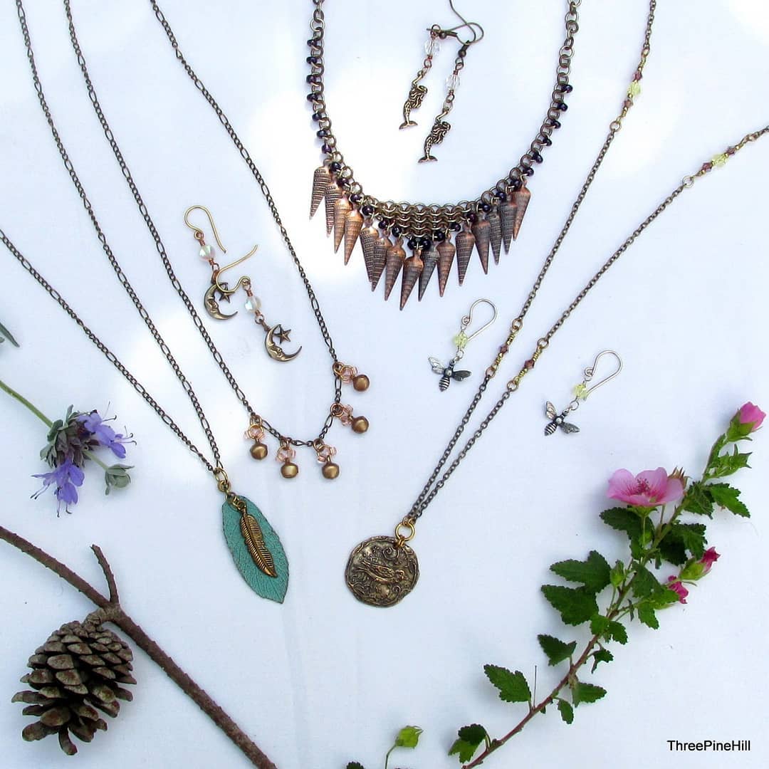 TorranceCraftsmenGld (@torrcraftguild) on Twitter photo Laura Helm of <a href="/threepinehill/">Laura Helm</a> is quite the nature lover, therefore she works hard to make her designs eco-friendly by using sustainable materials, repurposing, and making jewelry and accessories that will last a lifetime, or longer!
Etsy.com/shop/ThreePine…
#tcgmakers Laura Helm of <a href="/threepinehill/">Laura Helm</a> is quite the nature lover, therefore she works hard to make her designs eco-friendly by using sustainable materials, repurposing, and making jewelry and accessories that will last a lifetime, or longer!
Etsy.com/shop/ThreePine…
#tcgmakers