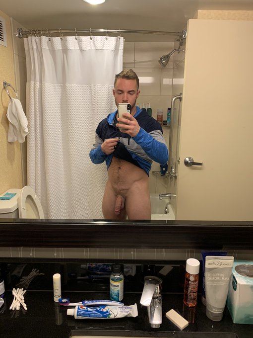 When you finally catch up on sleep and wake up with a pretty decent hang, you know it&rsquo;s gonna be a good<a href="/tag/nofilter"class="tags"><span>#nofilter</span></a><a href="/tag/seancody"class="tags"><span>#seancody</span></a><a href="/tag/onlyfans"class="tags"><span>#onlyfans</span></a><a href="/tag/justforfans"class="tags"><span>#justforfans</span></a><a href="/tag/m"class="tags"><span>#m</span></a>