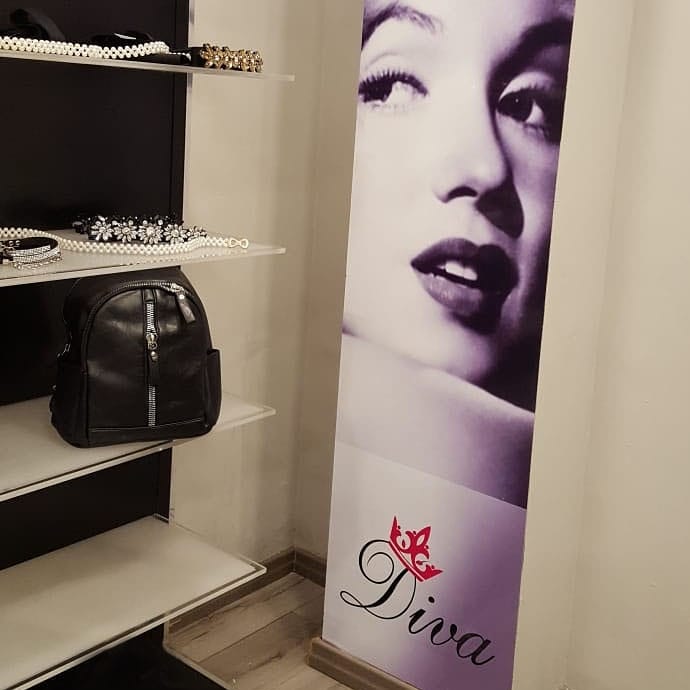 EspanderIT's tweet photo. Progettazione logo e allestimento negozio per Diva Abbigliamento

👠👜🛍
•
•
•
•
• 
@EspanderIT
 
#espandercommunication #espander #logodesign #logoconcept #logocreator 
#graficaestampa #graphicdesign 
 #stickers #diva #abbigliamento
 #teramo #grafica https://t.co/iUn1aX3kZq
