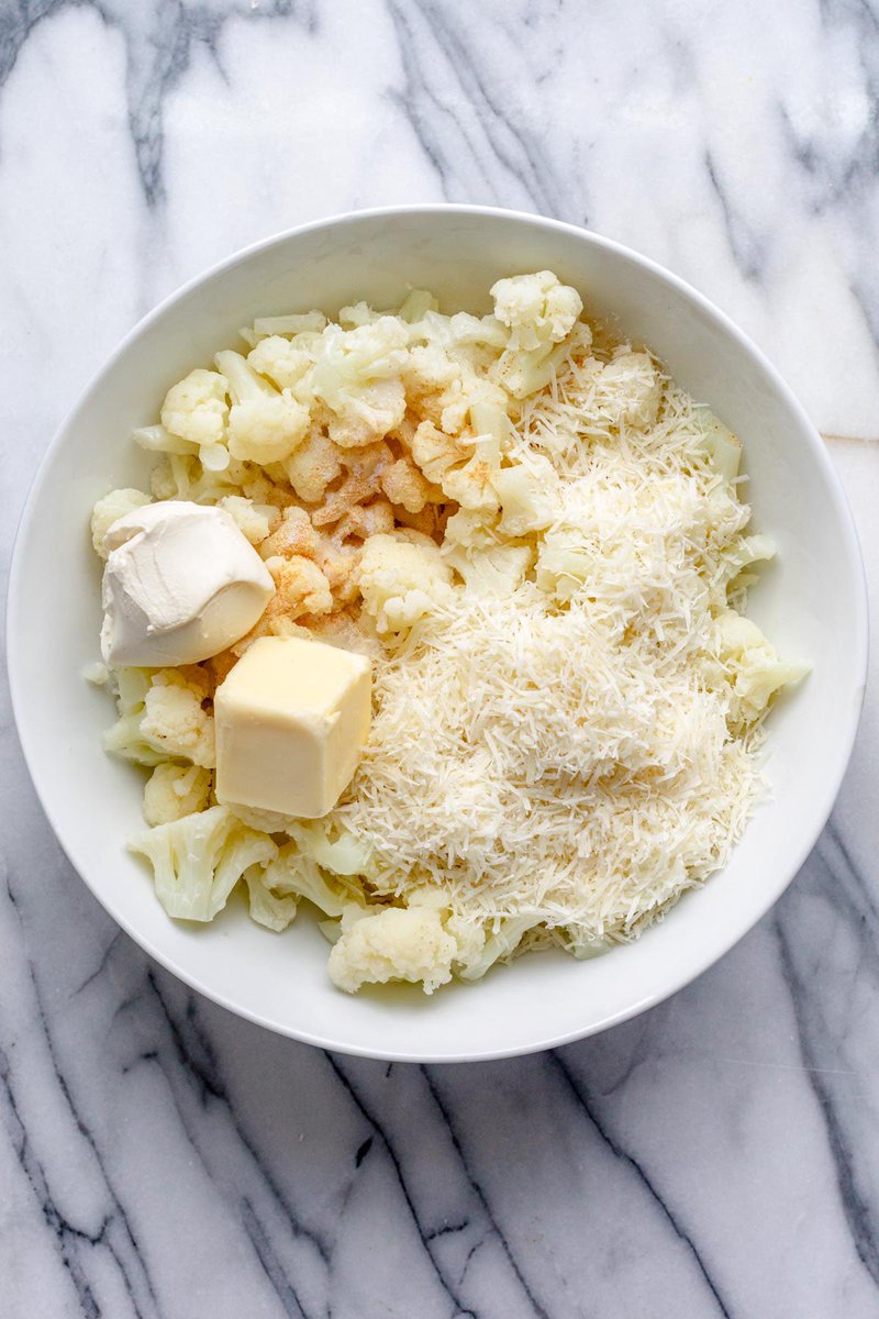FeelGoodFoodie's tweet photo. Smooth and creamy #mashedcauliflower that looks, sounds, feels, smells and tastes like mashed potatoes - at least thatโs what the kids tell me! ๐ฌโบ๏ธ https://t.co/Dk0tFcBmB3 https://t.co/Bn4RQ2nJbr