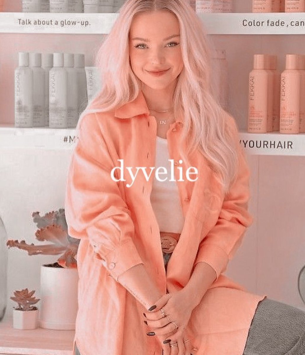 I never knew that beauty like this was real..🕊🤍 <a href="/DoveCameron/">Dove Cameron</a>
