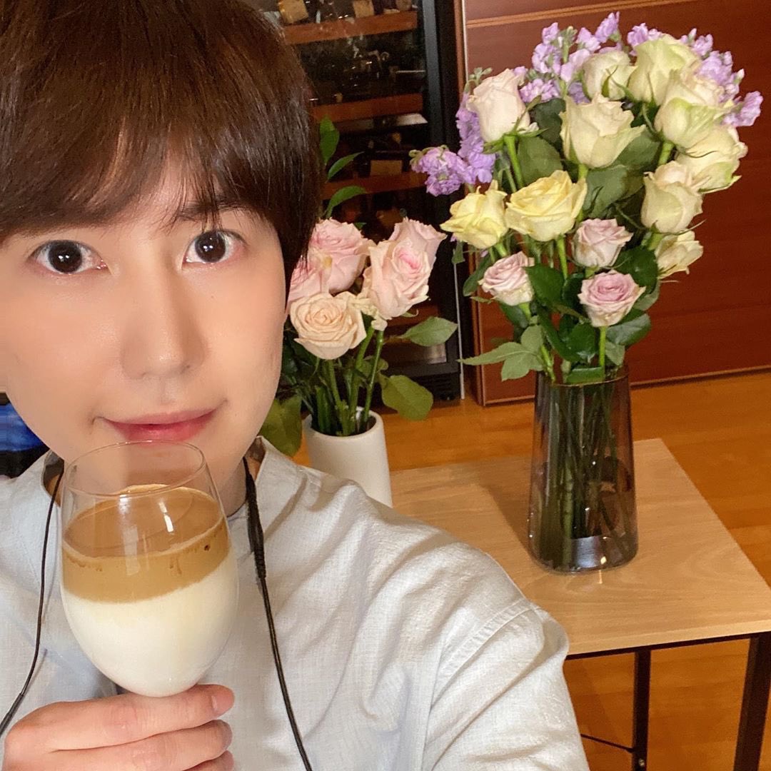 OurDreamKyuhyun's tweet photo. #ChoSelfie π
#κ·ν #KYUHYUN #SUPERJUNIOR @SJofficial β https://t.co/wFBkM3vvUM