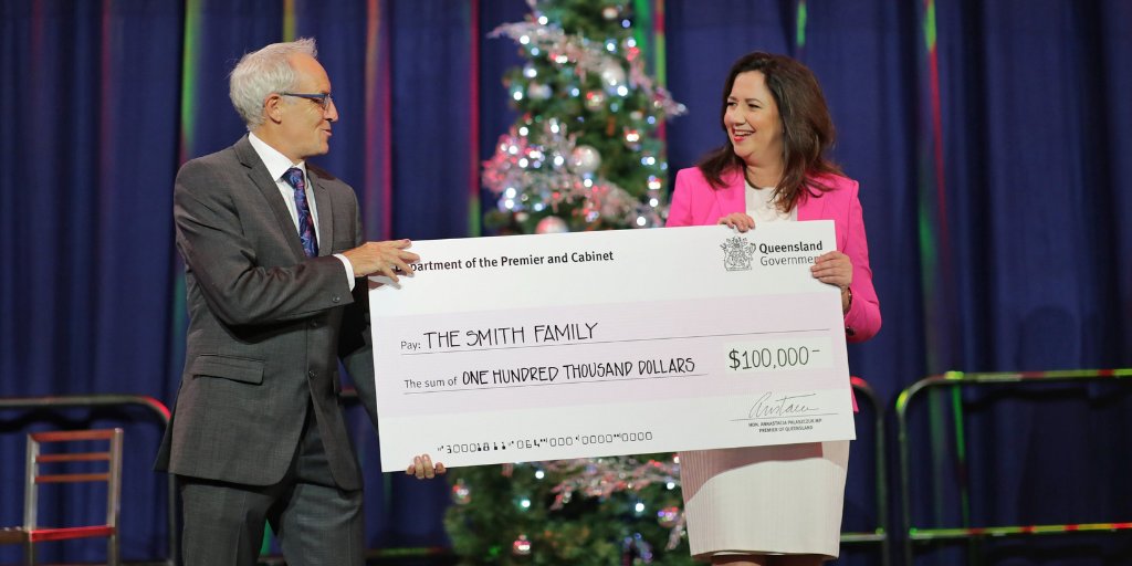 SmithFamily_org's tweet photo. Qld Premier @AnnastaciaMP presents our GM @alanlemay with a very generous donation in support of our 2020 Christmas Appeal, raising funds to enable even more Australian children in need to #createbetterfutures for themselves via education https://t.co/wqVSISYIRH 
#sharechristmas https://t.co/84LKR4G9NN