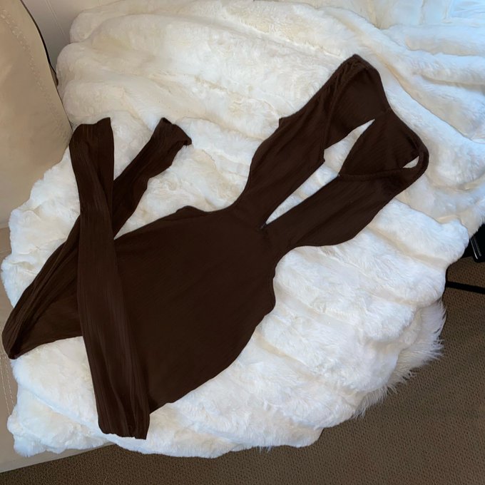 More items posted on my Poshmark❤️ALL $10 ✨ https://t.co/U1XYBMrg3p https://t.co/CmZDO0v5xu