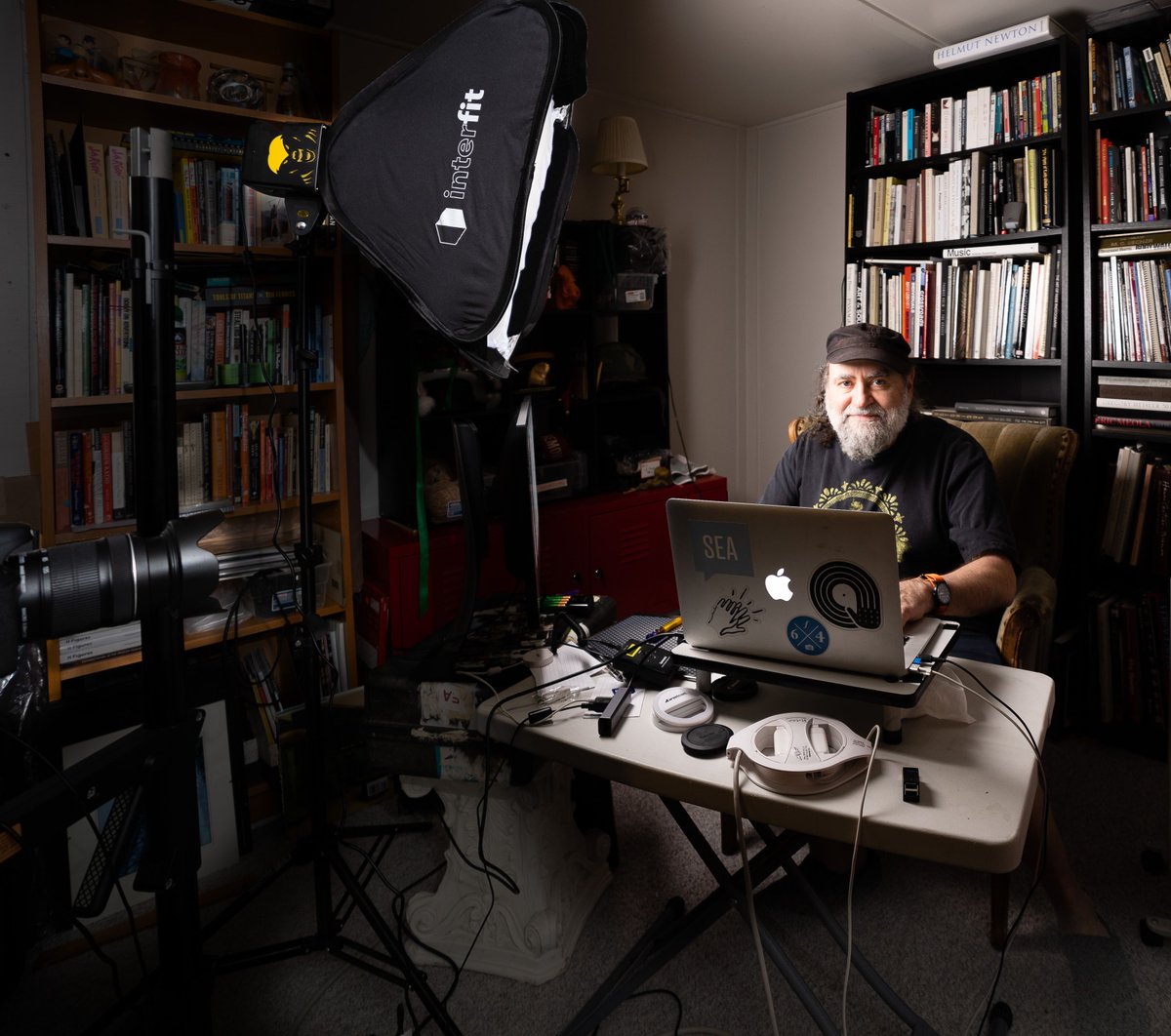 FovitecUSA's tweet photo. Before trying the new Badger Beam LED for his live streams, @cornicello was using a Stella LED with an umbrella. He took this shot after switching, saying, "I was very happy with the look and color of the Badger Beam in the pop-up softbox." https://t.co/S8e5wWBe2M
