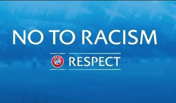 Valla ne yazdığını bilmiyorum ama maçın  4. Hakemi gavatlık yapmıştır. ırkçılık yapan orusbu çocuğudur..#NoToRacismUefa