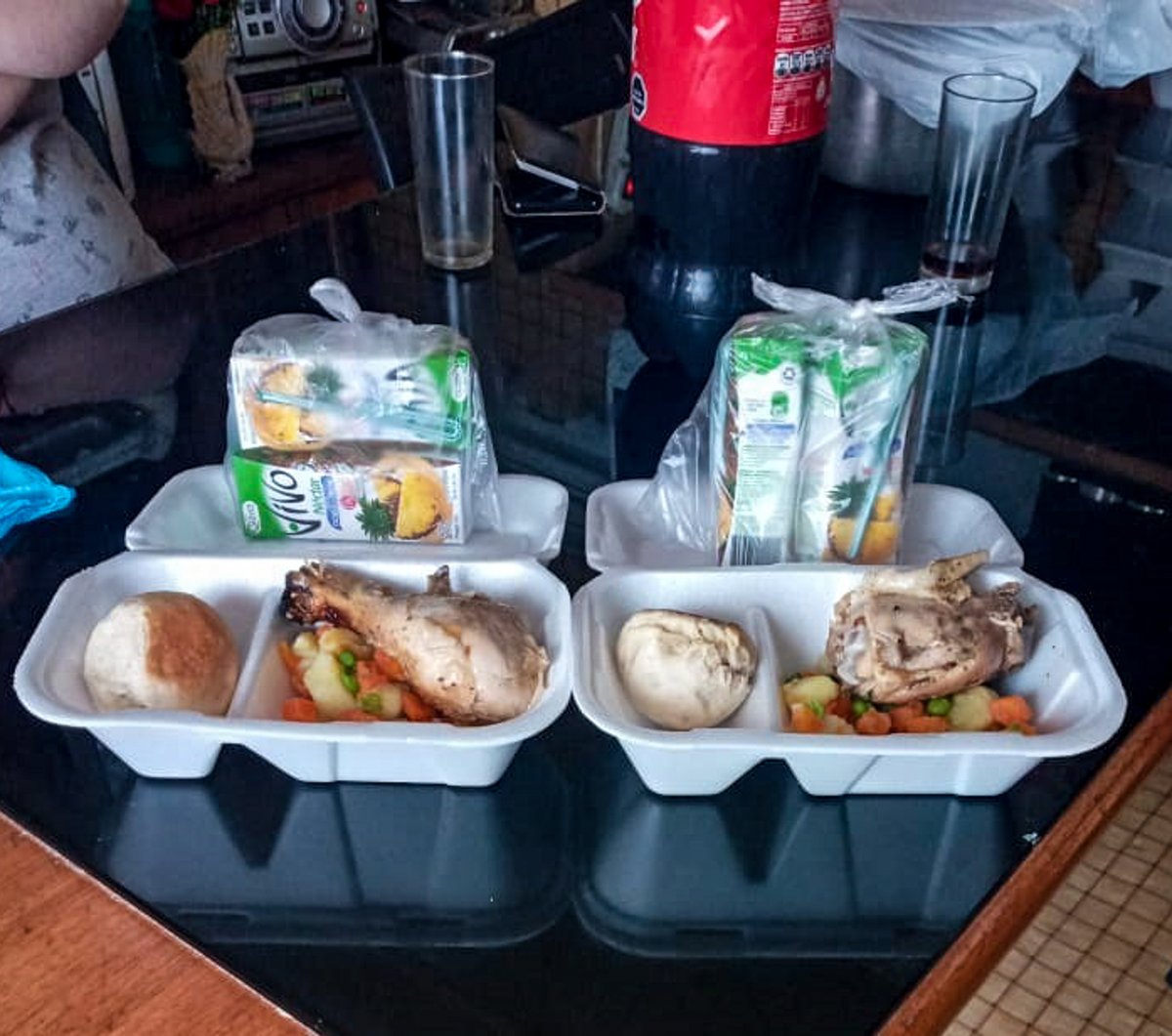 RotaryAustral's tweet image. Rotary Austral Punta Arenas, proyecto ollas comunes, pst.cr/dHC3M