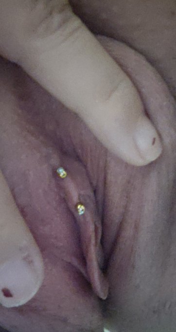 Join my only fans $3 till December 21st! 💋 No PPV  💋 Sex toy content 💋 Lots of nudes 💋 Custom request 💋<a href="/tag/newme"class="tags"><span>#newme</span></a><a href="/tag/nsfw"class="tags"><span>#nsfw</span></a><a href="/tag/onlyfans"class="tags"><span>#onlyfans</span></a>