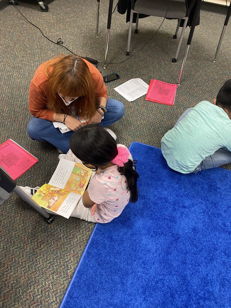 Guided reading labsite in 2nd grade today, it was so much fun! I love that we have teachers willing to practice this work together <a href="/jepilyn_matthis/">Jepilyn Matthis</a> <a href="/TCRWP/">TCRWP</a> <a href="/VickieHaynie/">Vickie Haynie</a> <a href="/CelishaD/">Ms. Drake's Class</a> <a href="/MarilenMtzz/">Marilen Martinez</a> <a href="/GreenwoodKISD/">Greenwood Forest</a> #TCRWP