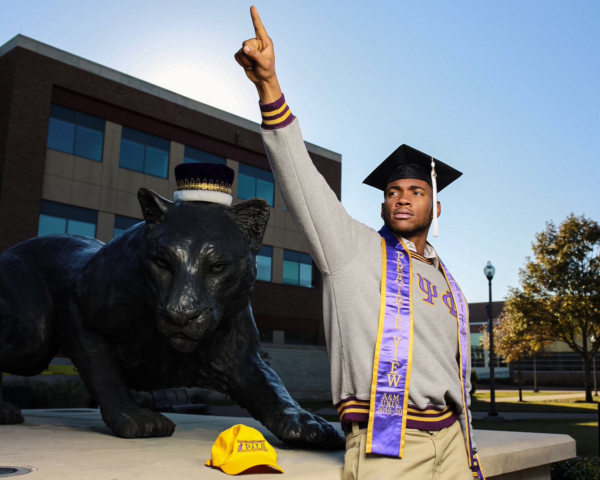 I thank God for every accomplishment! Wouldn’t be here without him! 🙏🏾 

College baseball player✅
Presidential scholar✅ 
Dean’s list scholar✅
Blackshear Scholar✅
PVAMU PALS✅
Mister Prairie View✅
Omega Psi Phi Fraternity inc.✅
 
Dec 12, 2020 the price goes up 👨🏾‍🎓
#PVGradSwag