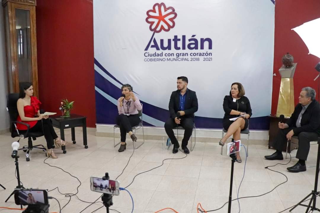 1er Conversatorio Día Mundial de la Lucha Contra el #SIDA <a href="/GobiernoAutlan/">Gobierno de Autlán</a>
#Salud #VIH
Disponible en:
bit.ly/2JDV0SM