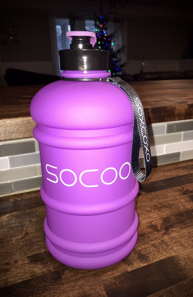 WildRedheadHome's tweet photo. The perfect water bottle to make sure you're reaching your water intake goals. It holds 2.2 liters and has a wide mouth for adding ice. It is 100% BPA-free and easy to carry. Makes a great gift!
#gotitfreewrh 
https://t.co/izw79ZwUmi https://t.co/jL3LhQRYHL