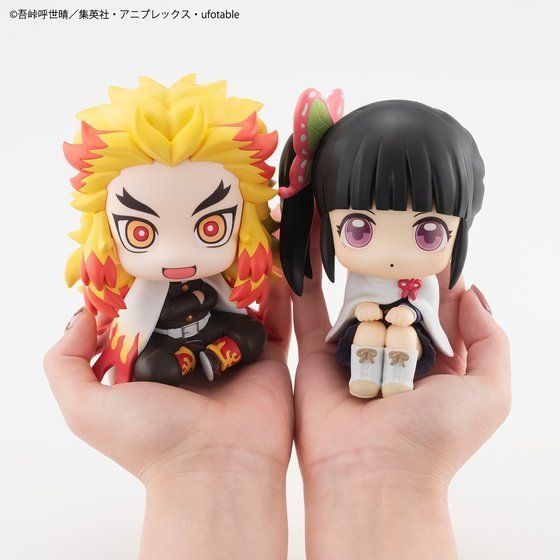 Crunchyroll's tweet photo. NEWS: Tiny Kyojuro and Kanao Join the Adorable Demon Slayer Look Up Figure Line

✨ More: https://t.co/wwA3Tp0Pe3 https://t.co/0ZgYDm3tVD