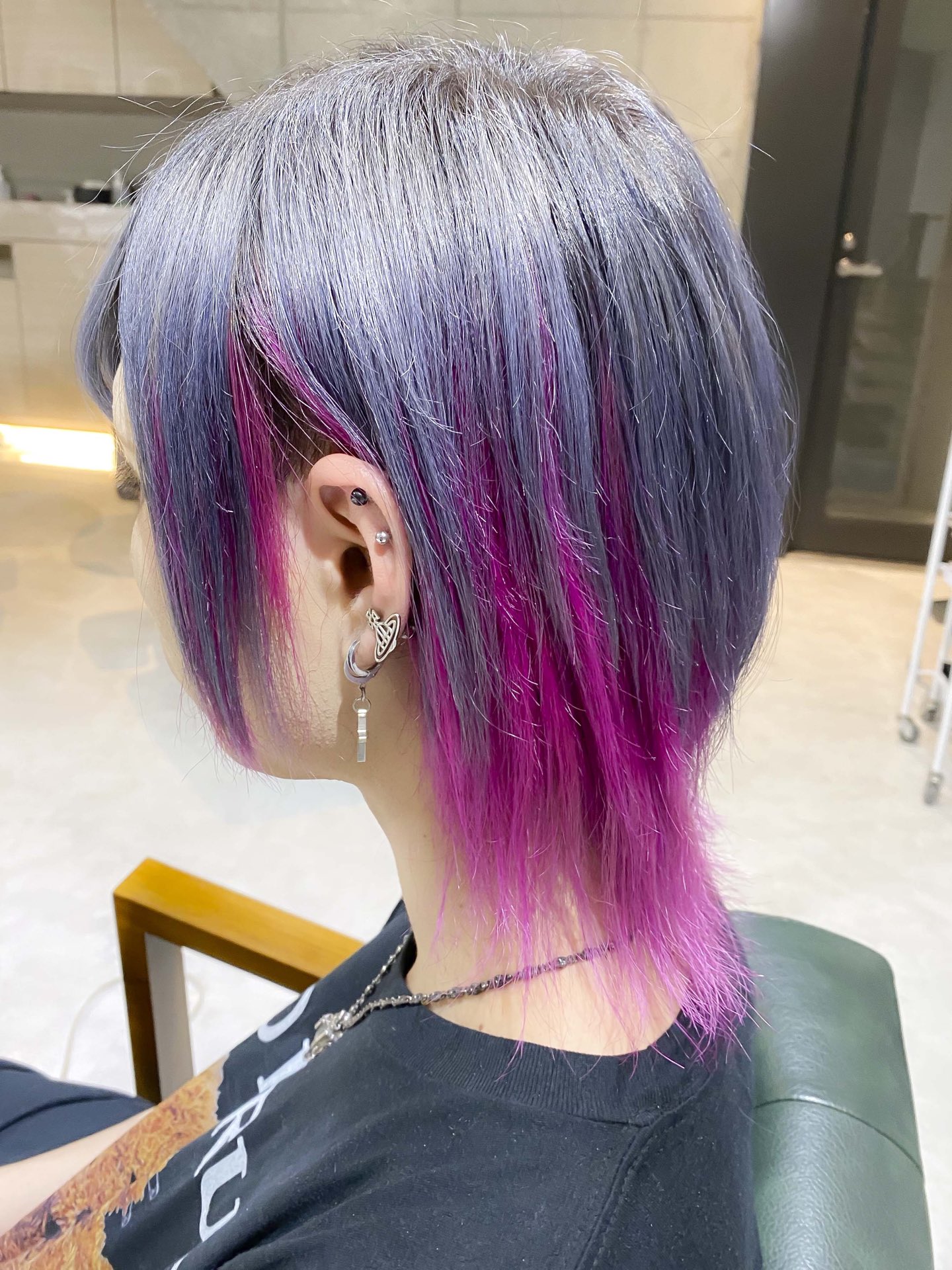 Twitter 上的 原宿 表参道ブリーチ グラデーション透明感ヘアカラー美容師 中村 清彦 ウルフカットショートヘア ラベンダーアッシュにピンクインナーカラー 原宿 表参道 美容室 Daysデイズ デザインヘアカラー ヘアスタイル ブリーチカラー 青山 渋谷 T Co