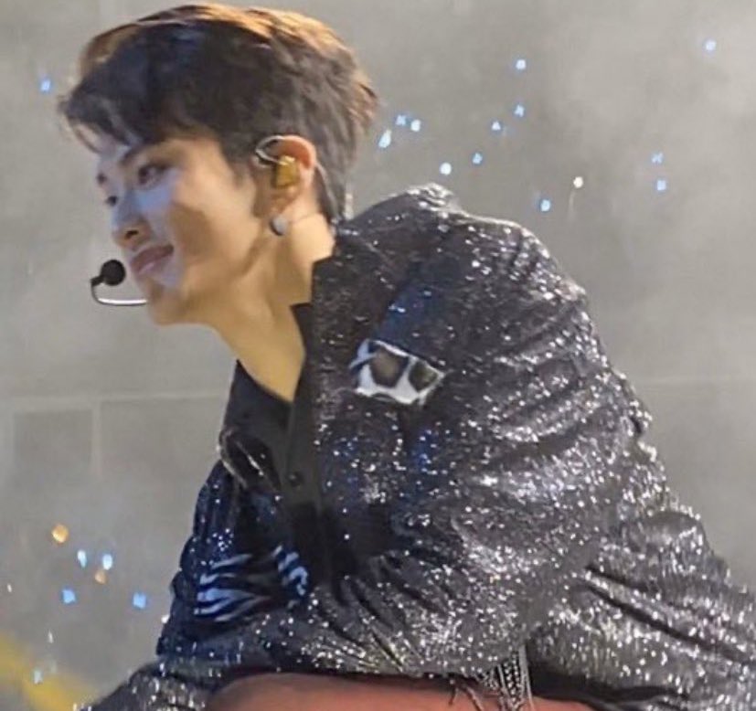 ً (@looksmkl) on Twitter photo 