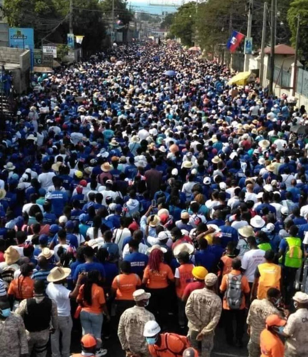 JahBFeray's tweet photo. Manifestasyon pou mize ou pa we yo,manifestasyon pou kidnapin ou pa we yo,manifestasyon pou ensekirite ou pa we youn,kou pou yo adore sen ki pap útil yo anyen ou we yo pran la ri a lew gen yon pep zonbifye wa konprann https://t.co/WuChZZvpZR
