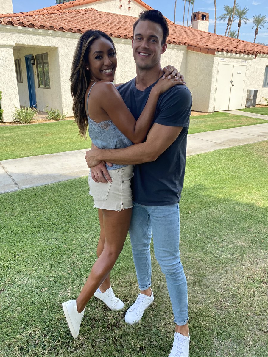bachnation's tweet photo. ❤️ #TheBachelorette https://t.co/ARQQfmpDQE