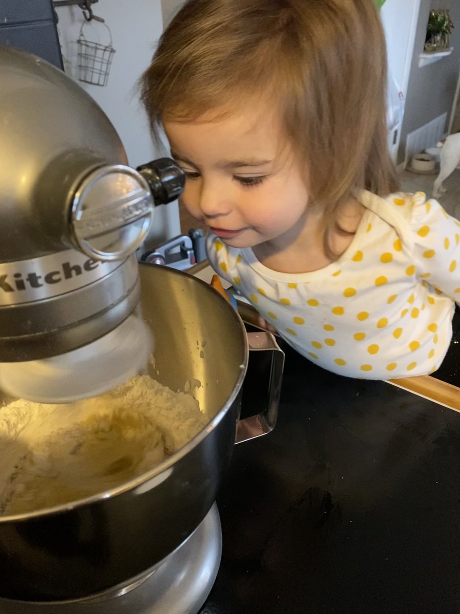 Sara Dee tweet media