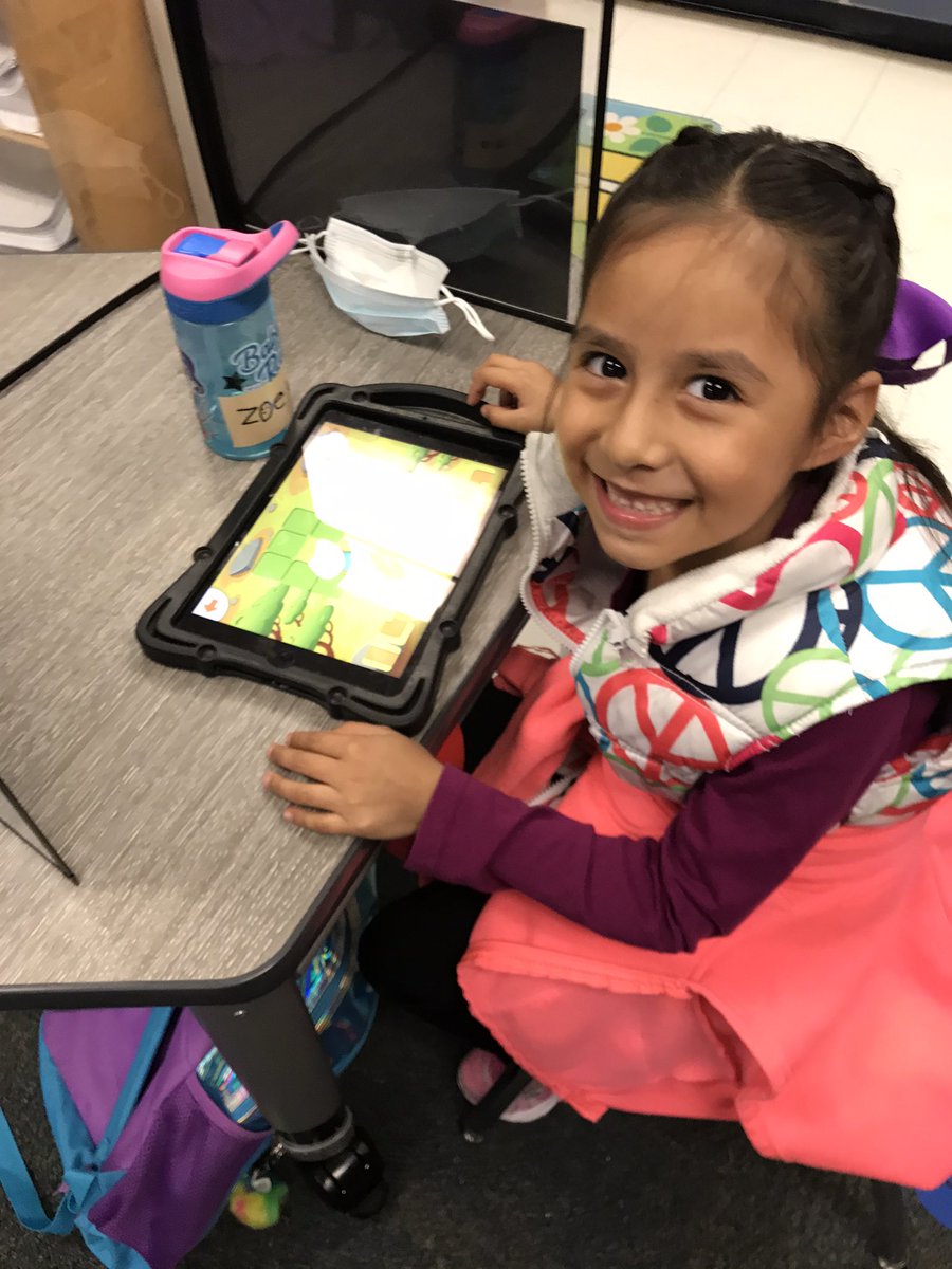 Using our coding skills to help the gingerbread man find his house and Santa Mouse find a snack😊#hocgcisd #ExperienceSLE