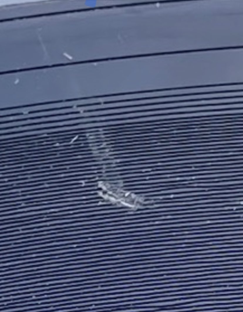 ハタボー レコードの傷補修 爪楊枝がやっぱり効くなー これくらい深い傷で溝潰れてても飛ばずに聴けたー