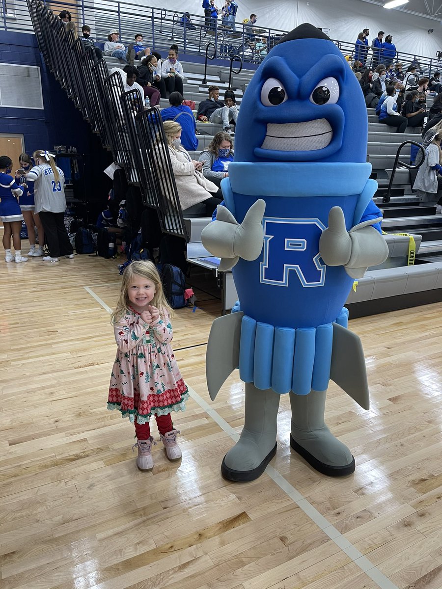 RachRNichols's tweet photo. 🏀 🚀 #GoRockets https://t.co/DnK766S76b