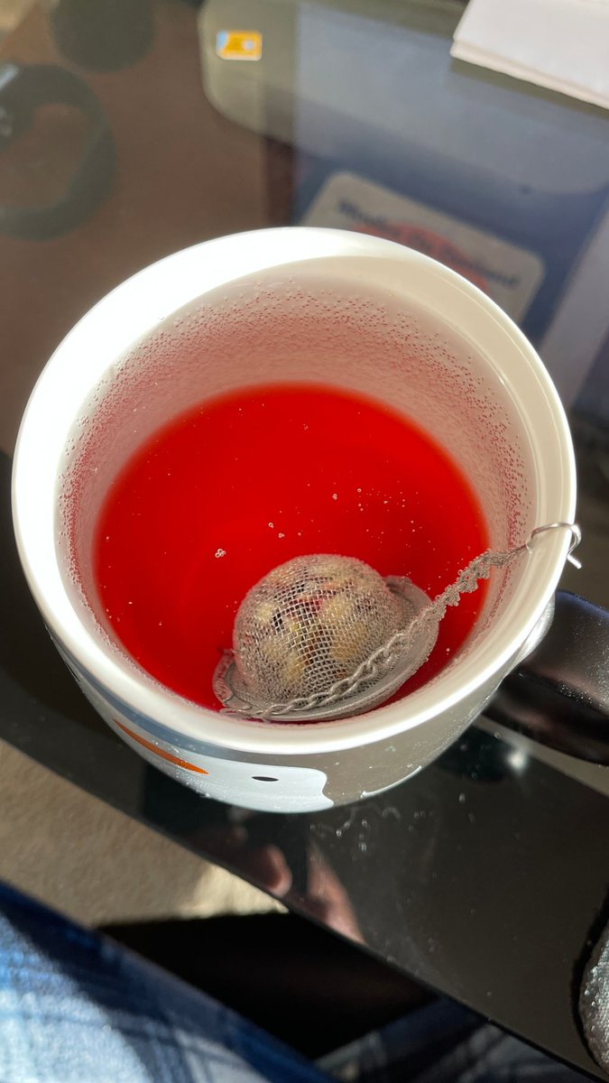 BeerBrewin's tweet photo. Made some tea. Weird how it all sits on the bottom until you stir it up. Hoppy Fruit Punch from @HopLeafTea Their stuff is amazing. Please check them out. https://t.co/JRjkg3XxCt