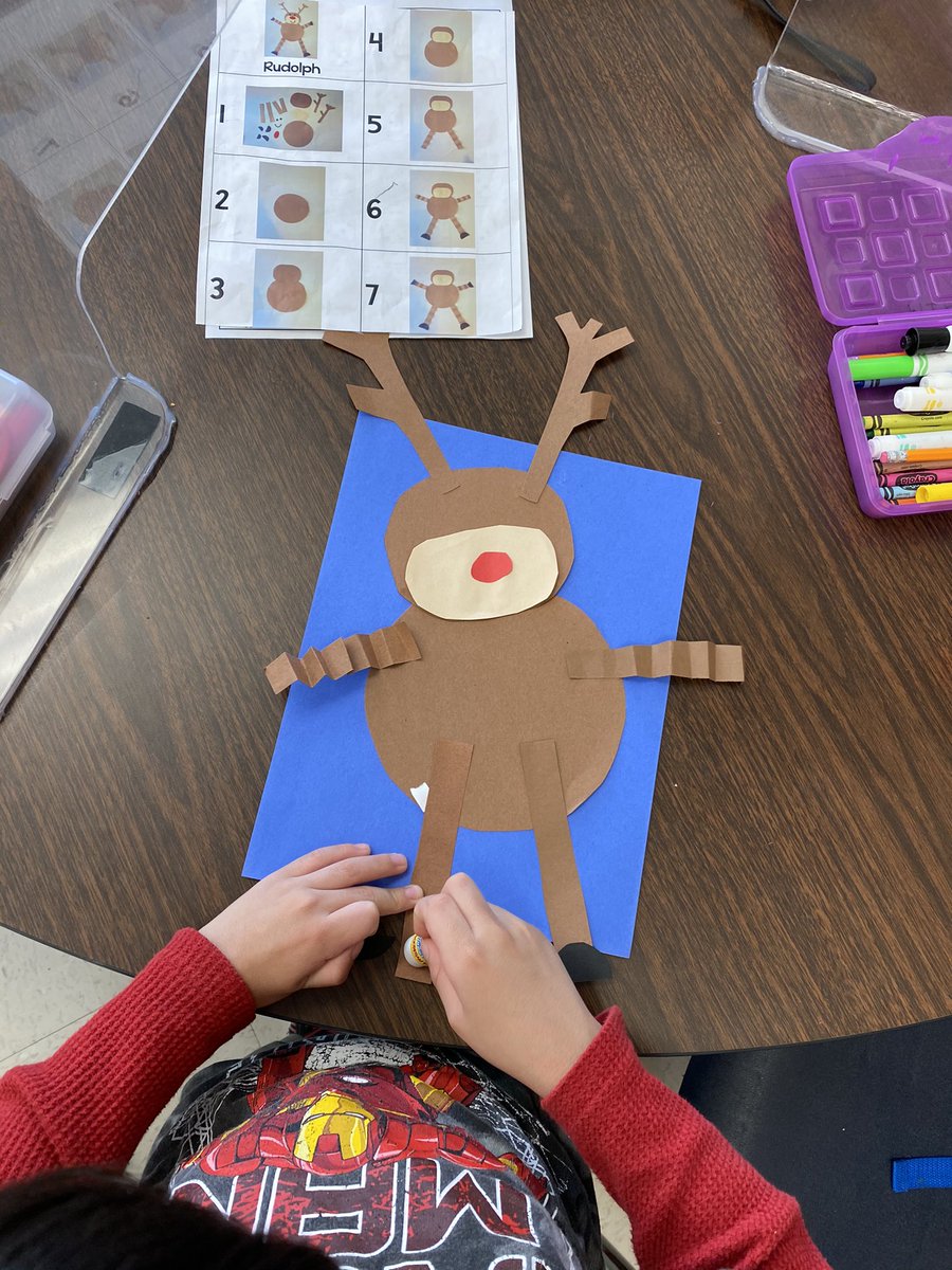 haleyfreeman22's tweet image. Getting our craft on today! #LifeInALE @NISDGlenoaks